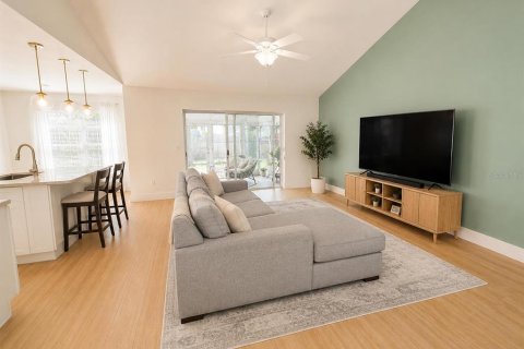 Купить виллу или дом в Апопка, Флорида 3 комнаты, 114.55м2, № 2216140 - фото 6