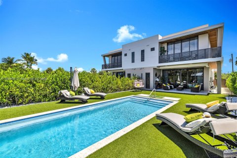 Villa ou maison à Miami, Floride 4 chambres, 314.47 m2 № 1961230