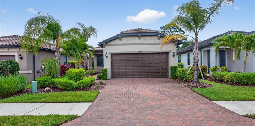 Casa en North Port, Florida 2 dormitorios, 126.16 m2 № 1781158