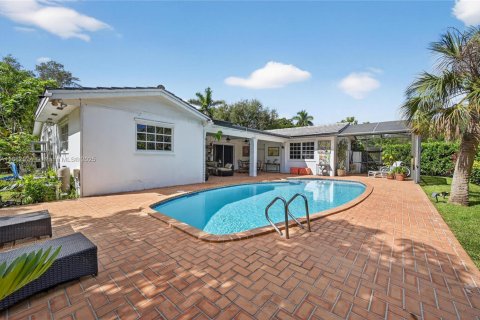 Villa ou maison à vendre à Palmetto Bay, Floride: 4 chambres, 221.48 m2 № 1930057 - photo 21