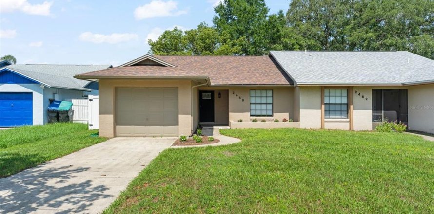 Duplex in Orlando, Florida 2 bedrooms, 91.14 sq.m. № 2238622