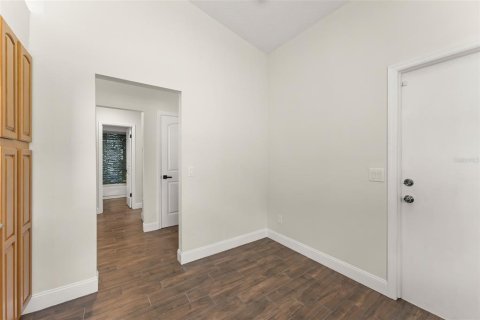 Duplex in Orlando, Florida 2 bedrooms, 91.14 sq.m. № 2238622 - photo 22