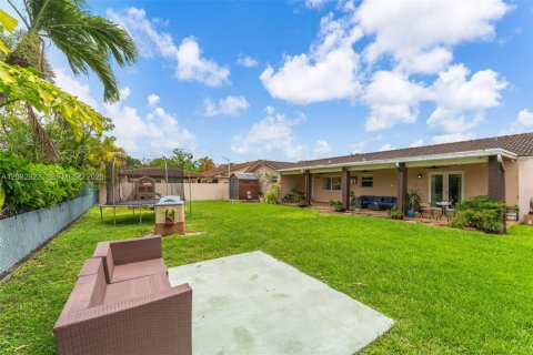 Villa ou maison à vendre à Miami, Floride: 4 chambres, 175.03 m2 № 2085696 - photo 20