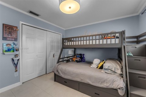Villa ou maison à vendre à Miami, Floride: 4 chambres, 175.03 m2 № 2085696 - photo 10