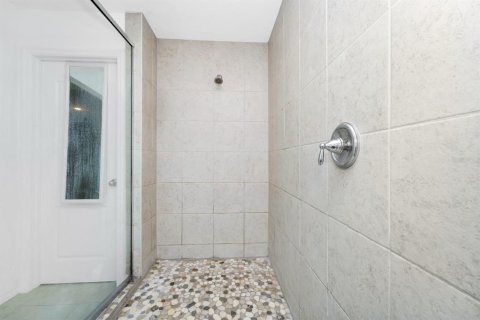 Townhouse in Davenport, Florida 3 bedrooms, 201.97 sq.m. № 1751395 - photo 27