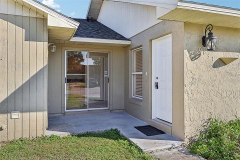Duplex à vendre à Orlando, Floride: 3 chambres, 97.27 m2 № 2434544 - photo 2