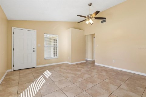 Duplex à vendre à Orlando, Floride: 3 chambres, 97.27 m2 № 2434544 - photo 3