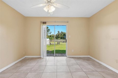 Duplex à vendre à Orlando, Floride: 3 chambres, 97.27 m2 № 2434544 - photo 26
