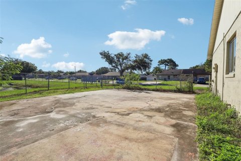 Duplex à vendre à Orlando, Floride: 3 chambres, 97.27 m2 № 2434544 - photo 20