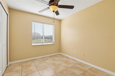 Duplex à vendre à Orlando, Floride: 3 chambres, 97.27 m2 № 2434544 - photo 14
