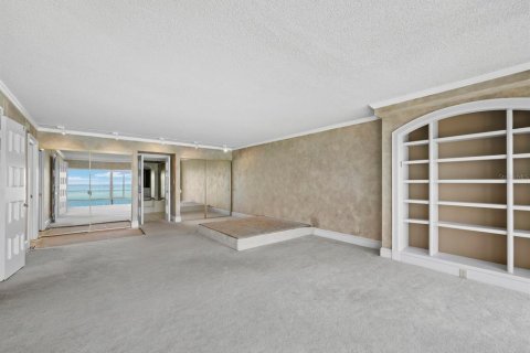 Condominio en venta en Sarasota, Florida, 4 dormitorios, 362.6 m2 № 2215627 - foto 29