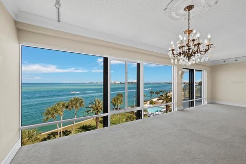 Condominio en venta en Sarasota, Florida, 4 dormitorios, 362.6 m2 № 2215627 - foto 11