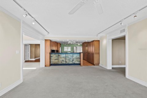 Condominio en venta en Sarasota, Florida, 4 dormitorios, 362.6 m2 № 2215627 - foto 16