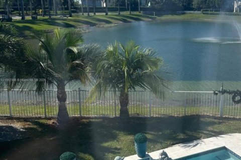 House in Homestead, Florida 4 bedrooms, 163.69 sq.m. № 1892041 - photo 1
