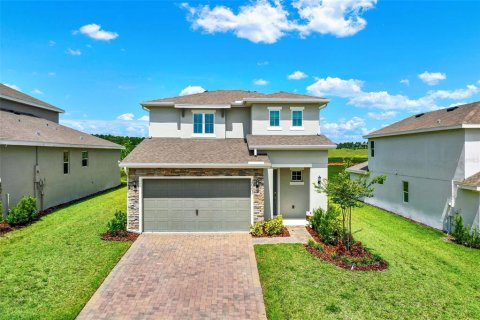House in Minneola, Florida 4 bedrooms, 175.03 sq.m. № 2225368