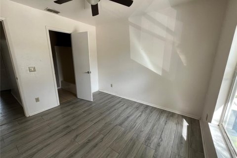 Townhouse in Punta Gorda, Florida 2 bedrooms, 100.15 sq.m. № 2393551 - photo 6