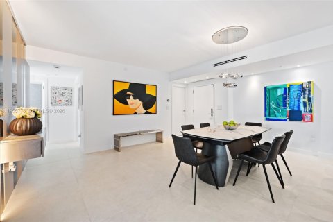 Copropriété à vendre à Bal Harbour, Floride: 2 chambres, 161.19 m2 № 2009627 - photo 6