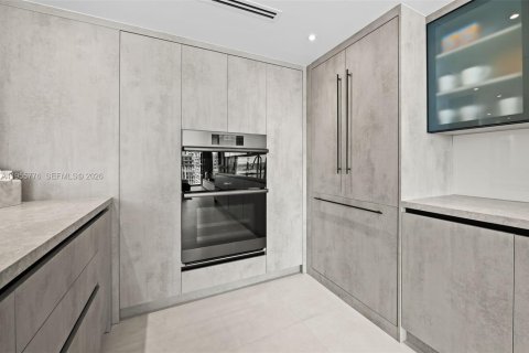 Copropriété à vendre à Bal Harbour, Floride: 2 chambres, 161.19 m2 № 2009627 - photo 10