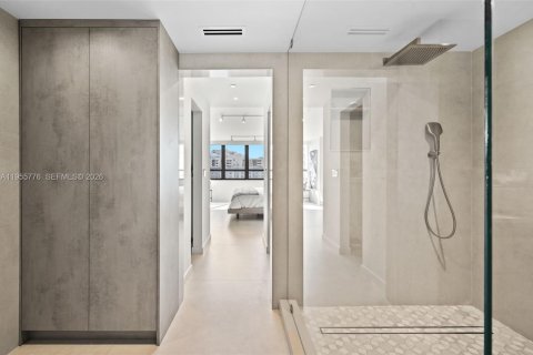 Copropriété à vendre à Bal Harbour, Floride: 2 chambres, 161.19 m2 № 2009627 - photo 16