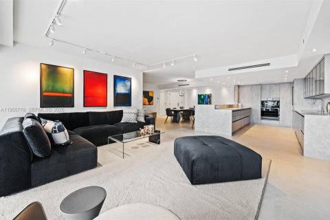 Copropriété à vendre à Bal Harbour, Floride: 2 chambres, 161.19 m2 № 2009627 - photo 5