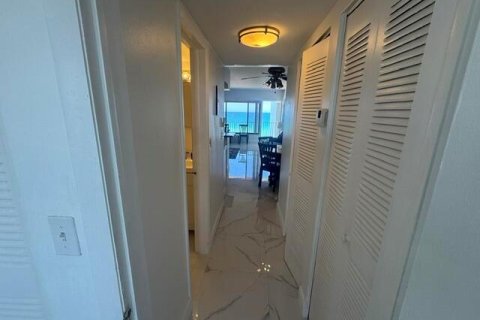Copropriété à vendre à Hollywood, Floride: 1 chambre, 61.32 m2 № 2182472 - photo 16