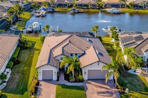 Casa en venta en Bradenton, Florida, 3 dormitorios, 247.21 m2 № 1548997 - foto 1