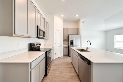 Villa ou maison à louer à Davenport, Floride: 3 chambres, 144.93 m2 № 2424424 - photo 6
