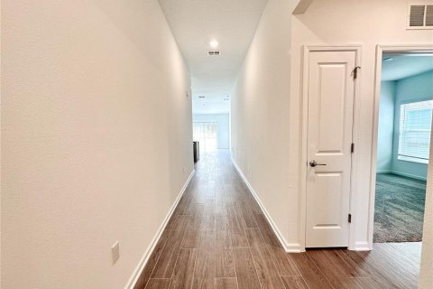 Villa ou maison à louer à Davenport, Floride: 3 chambres, 144.93 m2 № 2424424 - photo 2