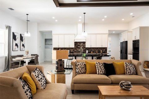 Villa ou maison à vendre à Leesburg, Floride: 4 chambres, 298.12 m2 № 2131674 - photo 5