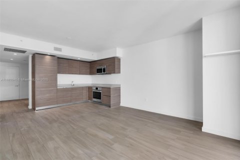 Купить кондоминиум в Майами, Флорида 3 комнаты, 60.29м2, № 1977655 - фото 5