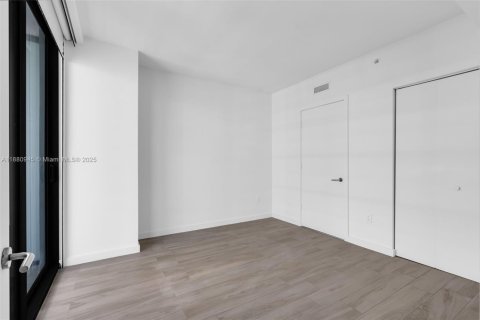 Купить кондоминиум в Майами, Флорида 3 комнаты, 60.29м2, № 1977655 - фото 10