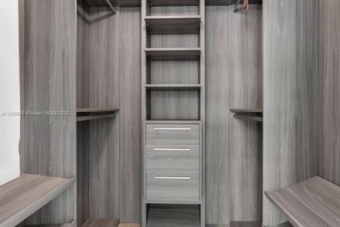 Купить кондоминиум в Майами, Флорида 3 комнаты, 60.29м2, № 1977655 - фото 15