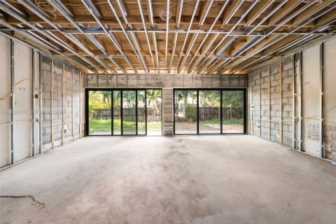 Villa ou maison à vendre à Miami Beach, Floride: 6 chambres, 311.87 m2 № 2009219 - photo 16