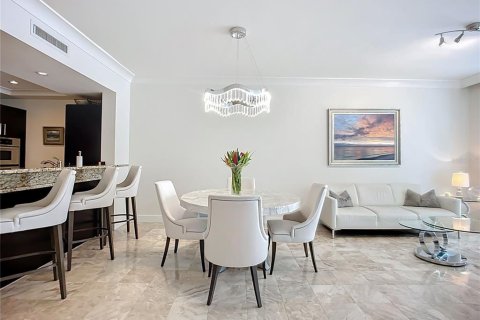 Condo in Sarasota, Florida, 1 bedroom  № 1908632 - photo 13
