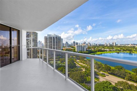 Купить кондоминиум в Авентура, Флорида 2 спальни, 144.93м2, № 1669444 - фото 4