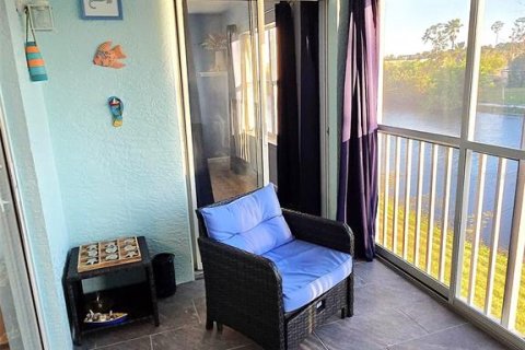Condo in North Port, Florida, 2 bedrooms № 2150832 - photo 22