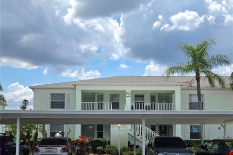 Condo in North Port, Florida, 2 bedrooms № 2150832 - photo 2