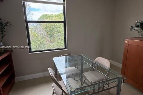 Condominio en venta en Coral Springs, Florida, 3 dormitorios, 123.56 m2 № 2170437 - foto 5