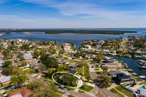 Купить виллу или дом в Сент-Питерсберг, Флорида 6 комнат, 130.81м2, № 1514568 - фото 20