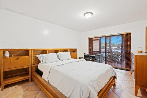 Townhouse in Miami Lakes, Florida 4 bedrooms, 203.46 sq.m. № 1711160 - photo 26