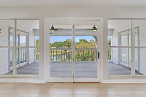 Casa en venta en Tampa, Florida, 4 dormitorios, 337.79 m2 № 1746534 - foto 29