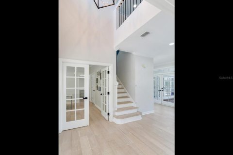 Casa en venta en Tampa, Florida, 4 dormitorios, 337.79 m2 № 1746534 - foto 28