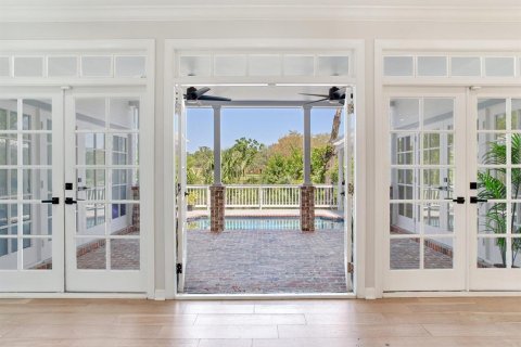 Casa en venta en Tampa, Florida, 4 dormitorios, 337.79 m2 № 1746534 - foto 17