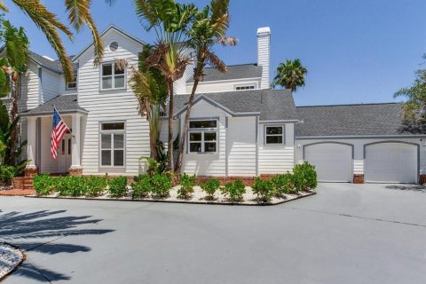Casa en venta en Tampa, Florida, 4 dormitorios, 337.79 m2 № 1746534 - foto 12