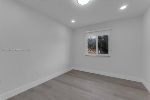 Villa ou maison à louer à Doral, Floride: 4 chambres, 208.94 m2 № 1895565 - photo 22