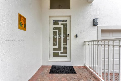 Villa ou maison à louer à Doral, Floride: 4 chambres, 208.94 m2 № 1895565 - photo 3