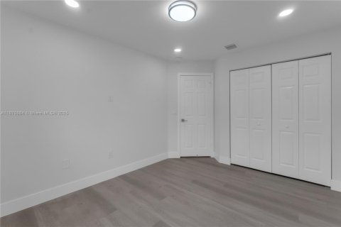 Villa ou maison à louer à Doral, Floride: 4 chambres, 208.94 m2 № 1895565 - photo 24