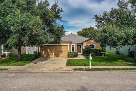Casa en venta en Lakeland, Florida, 3 dormitorios, 143.35 m2 № 1917936 - foto 2