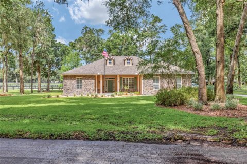 Casa en Ocala, Florida 3 dormitorios, 217.58 m2 № 2198017