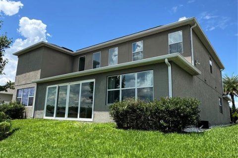 House in Orlando, Florida 5 bedrooms, 364.73 sq.m. № 1917817 - photo 30